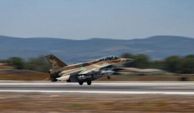 Ateşkes kâğıt üzerinde kaldı: İsrail, Lübnan’ı bombaladı