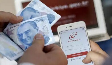 Bakanlık duyurdu: İlk kez burs ve kredi alacak öğrencilerin ödemeleri başladı