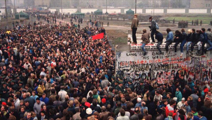 Berlin Duvarı’nın yıkılmasından bu yana 36 yıl geride kaldı