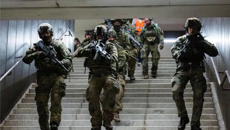 Berlin’de savaş provası: Alman ordusu sokaklara indi