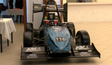 Bursa’da üniversiteli gençlerden hız rekoru: 100 Km’ye 3,6 saniyede