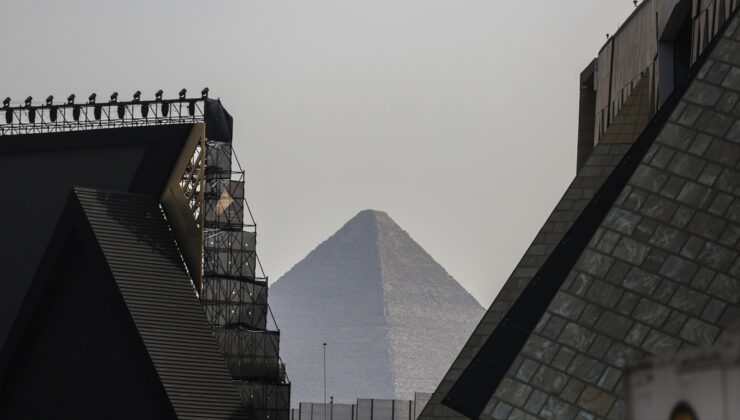 Büyük Mısır Müzesi, 20 yıldan uzun süren hazırlığın ardından bugün kapılarını açıyor