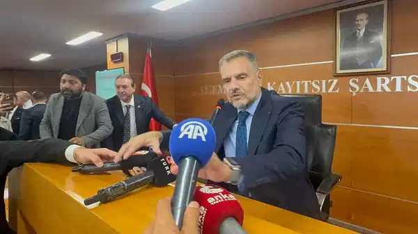 CHP tepki gösterdi: Bayrampaşa Belediyesi’nin AKP’li başkanvekili işten çıkarmalara başladı