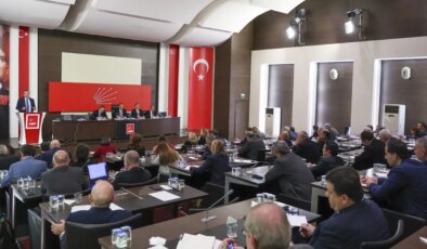 CHP’li bir grup milletvekilinden Özgür Özel’e mektup