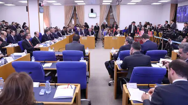 CHP’li vekillerden Bakan Tunç’a sert tepki: ‘Akın Gürlek’ ve ‘beyaz Toros’ tartışması!