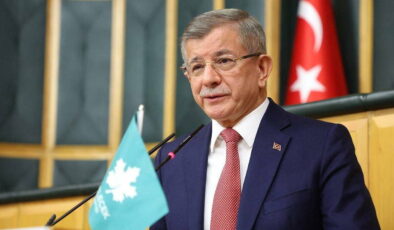 Davutoğlu’ndan ittifak çıkışı: ‘Umarım seçim sathına girmeden bu birleşmeyi gerçekleştiririz’