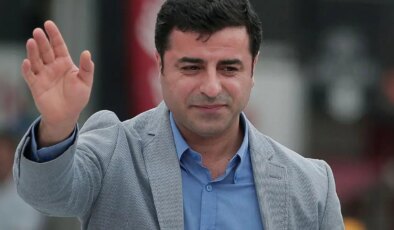 Demirtaş’tan Öcalan, Bahçeli ve Erdoğan’a ‘somut adımlar atmaya devam etme’ çağrısı