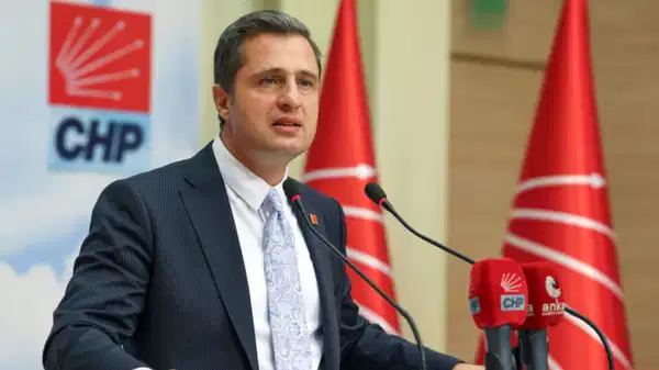 Deniz Yücel: ‘Van İpekyolu İlçe Başkanlığımıza yapılan saldırıyı kınıyoruz’