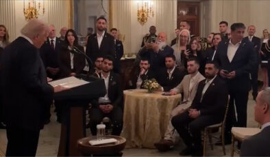 Donald Trump, serbest bırakılan İsrailli esirlerle Beyaz Saray’da görüştü