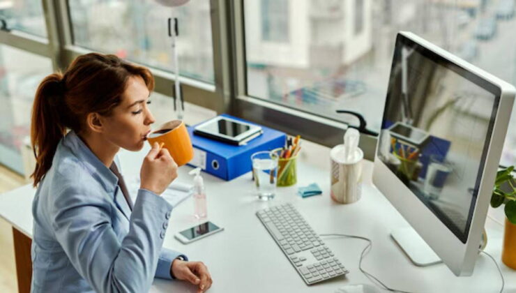 Düşünce kalabalığını sessizleştiren mucize teknik: Zihni 5 dakikada sakinleştirmenin 6 etkili yolu