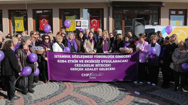 Edirne’de sokağa çıktılar: ‘Kadınlar sadece öldürülmüyor; yok sayılıyor, yalnız bırakılıyor’