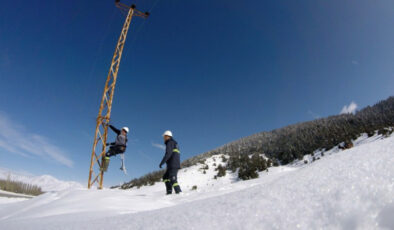Elektrik iletim hatlarında kış hazırlıkları sürüyor