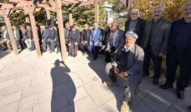 Emekliler Van’da konuştu: Mezarımızı kazıp gömmeye tenezzül etmiyorlar