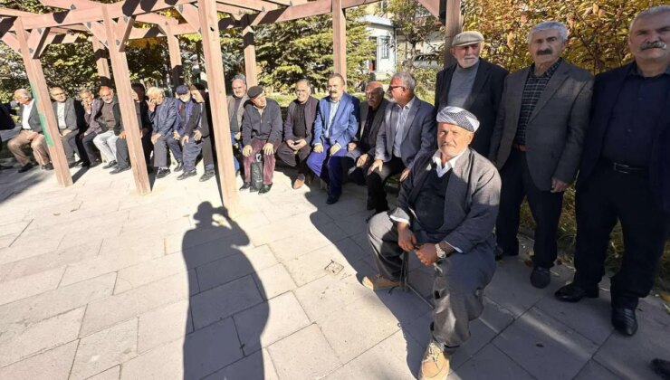 Emekliler Van’da konuştu: Mezarımızı kazıp gömmeye tenezzül etmiyorlar