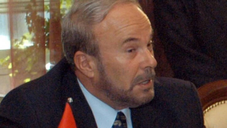 Eski Arnavutluk Başbakanı Fatos Nano hayatını kaybetti