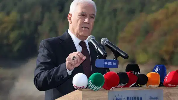 ‘Eski başkanlara şoförlü makam aracı’ iddiası: Mustafa Bozbey’den açıklama geldi!