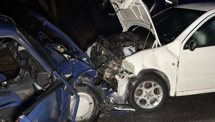 Eskişehir–Seyitgazi yolunda feci kaza! Biri çocuk 9 kişi yaralandı