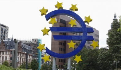 Euro Bölgesi’nde bileşik PMI ekimde 52,5 oldu