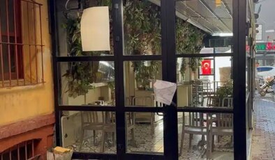 Fatih’te gıda zehirlenmesi şüphesiyle 3 kişinin öldüğü otel boşaltıldı