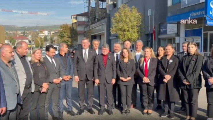 Gamze Taşcıer, Dilovası’nda 6 işçinin can verdiği parfüm fabrikası önünden seslendi