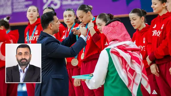 Gericilikte sınır tanımıyorlar… Yeni Akit yazarı kadın sporcuları hedef aldı