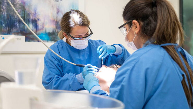 ‘Her 10 kişiden 7’si diş eti hastalığıyla yaşıyor’