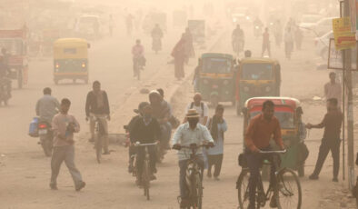 Hindistan’da hava kalitesi 8 gündür ‘çok kötü’ seviyesinde seyrediyor