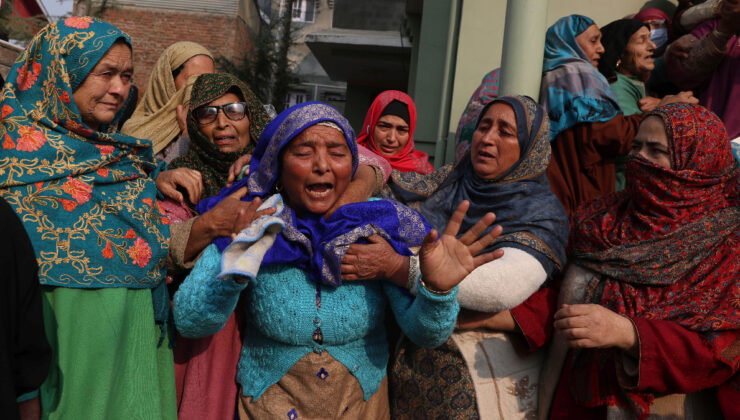 Hindistan’da karakolda meydana gelen patlamada 9 kişi hayatını kaybetti