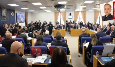 İçişleri Bakanlığı’nın bütçe görüşmesinde bakana tutuklu belediye başkanları ve süreç için tepki gösterildi: ‘Organize kötülüğü AKP yapıyor’