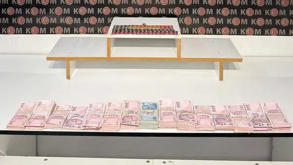 Iğdır’da ‘sahte altın’ operasyonu: Aynı aileden 3 kişi suçüstü yakalandı