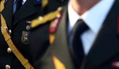 İhraç teğmenden ’10 Kasım’ tepkisi: ‘Atatürk fotoğrafını yakalarına takacaklar mı?’