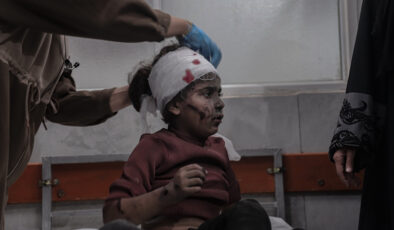 İsrail ateşkes dinlemiyor: Bombalanan Gazze’de yine çocuklar katledildi