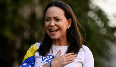 İsrail destekçisi Machado’dan orduya silah bırakma çağrısı