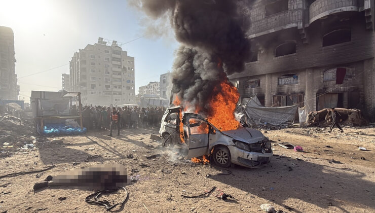 İsrail, Gazze’de bir aracı bombaladı: 4 Filistinli hayatını kaybetti