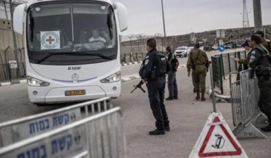 İsrail hapishanesinde Filistinli esire tecavüzü ortaya çıkaran başsavcı gözaltına alındı