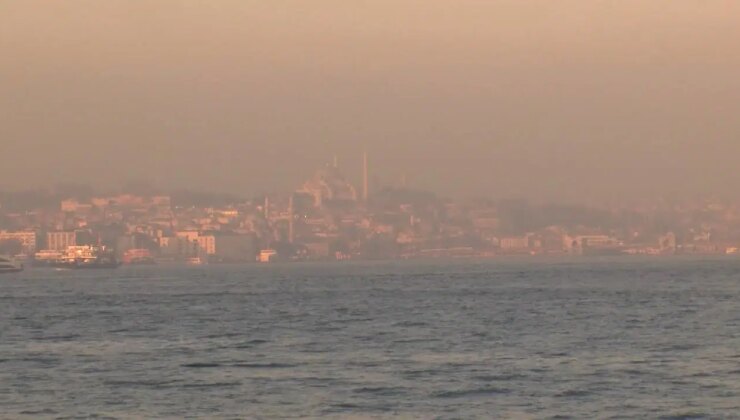 İstanbul’da sis esareti… Görüş mesafesi düştü!