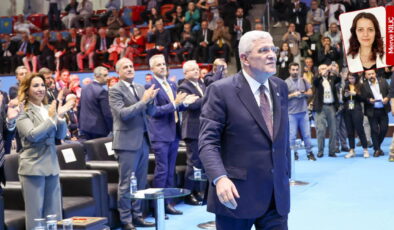 İYİ Parti lideri Dervişoğlu’ndan Cumhurbaşkanı Erdoğan’a ‘Andımız’ tepkisi: ‘İktidar olursak evinin önünde okutacağım’