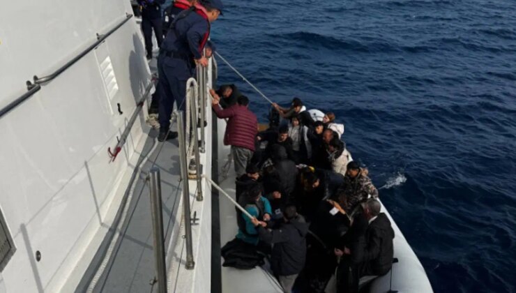 İzmir açıklarında can pazarı… 24 düzensiz göçmen kurtarıldı!