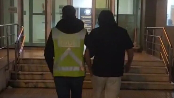 İzmir’de ‘levye’li trafik tartışması: 2 şüpheli gözaltında!