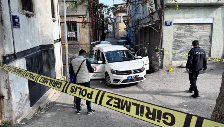 Kızılay personeli yemek dağıtırken vuruldu