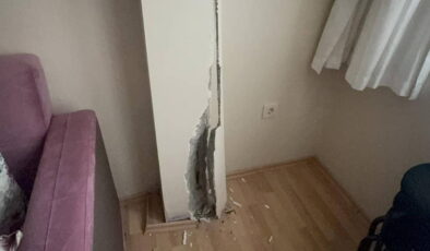 Kolonda çatlaklar tespit edildi: Bina boşaltılarak mühürlendi!