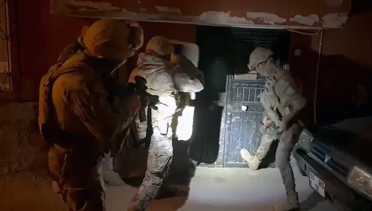 Kurusıkı tabancaları ateşli silaha dönüştüren çeteye 6 ilde operasyon: 21 gözaltı