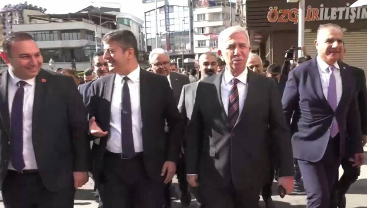 Mansur Yavaş, CHP’nin Kilis mitingi öncesi Gaziantep’te esnafı ziyaret etti