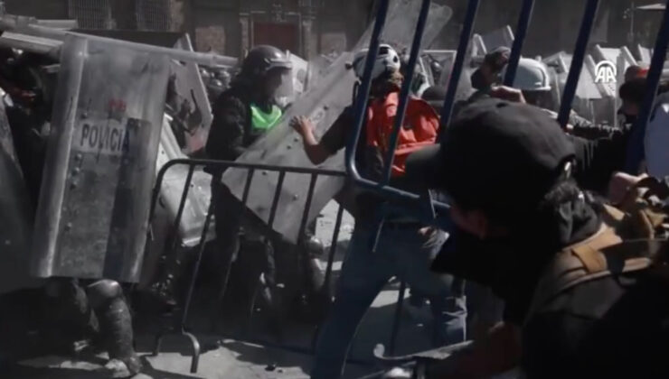 Meksika’da hükümetin güvenlik politikası protesto edildi: 20 kişi yaralandı