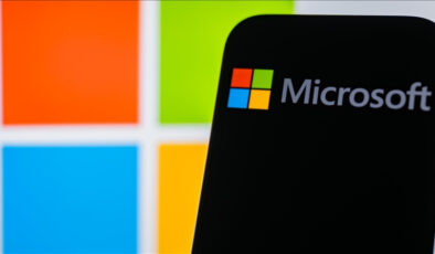 Microsoft, BAE’ye 7,9 milyar dolar yatırım yapacak