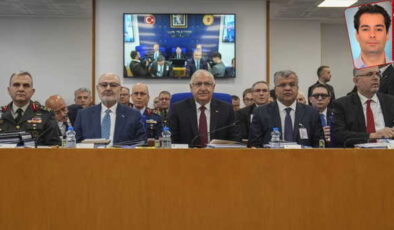 Millî Savunma Bakanlığının bütçesinde muhalefetten eleştiriler: ‘Ordu siyasallaştı, emekli astsubaylar haklarını alamıyor’