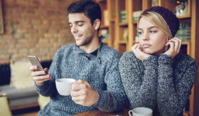 Modern ilişkilerin sessiz düşmanı: ‘Phubbing’ nedir, nasıl durdurulur?