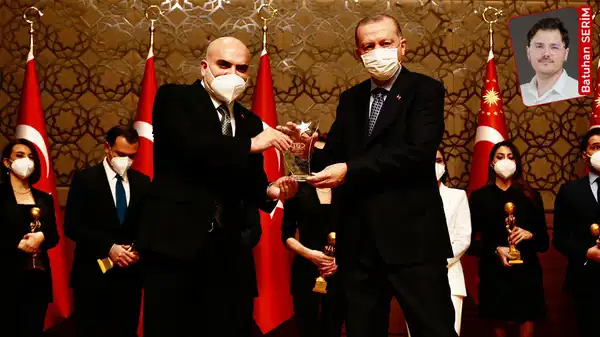 Murat Kapki, Erdoğan’ın elinden ödül almıştı: İddianameye giren o görüntüler Cumhurbaşkanlığının Youtube kanalında!