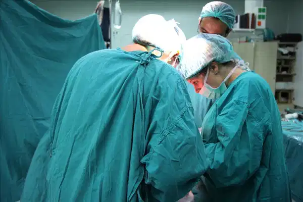 Müzik, ameliyat sırasında anestezi dozunu azaltıyor