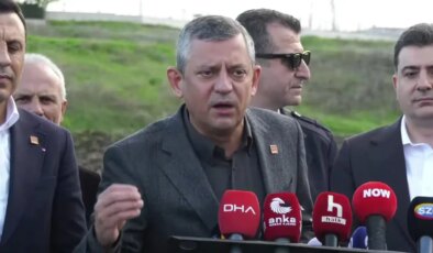 Özgür Özel, Silivri’den Akın Gürlek’e seslendi: ‘Davanın siyasi olduğunu ben bu kadar iyi anlatamazdım’